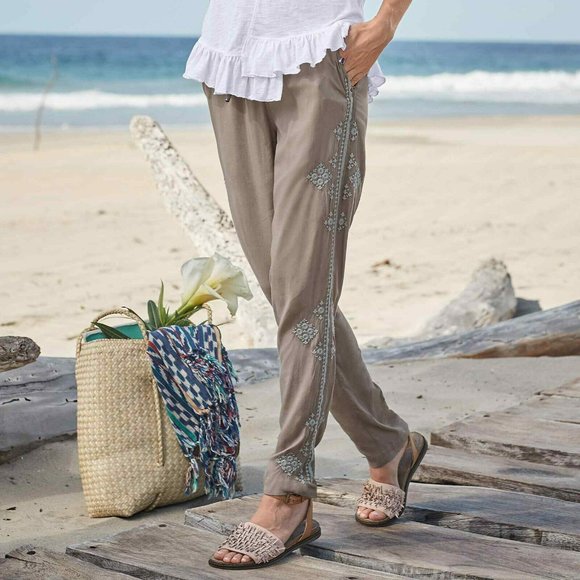 Sundance Pants - Sundance Tone It Up Pants Dusty Sage Green